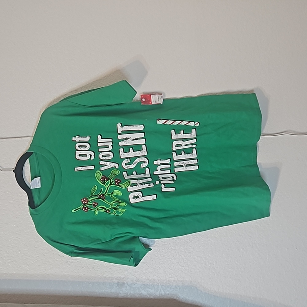 Gildan Christmas tee